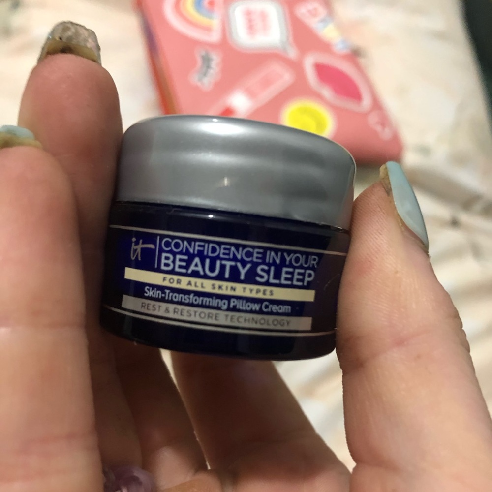 NEW It Cosmetics Pillow Cream